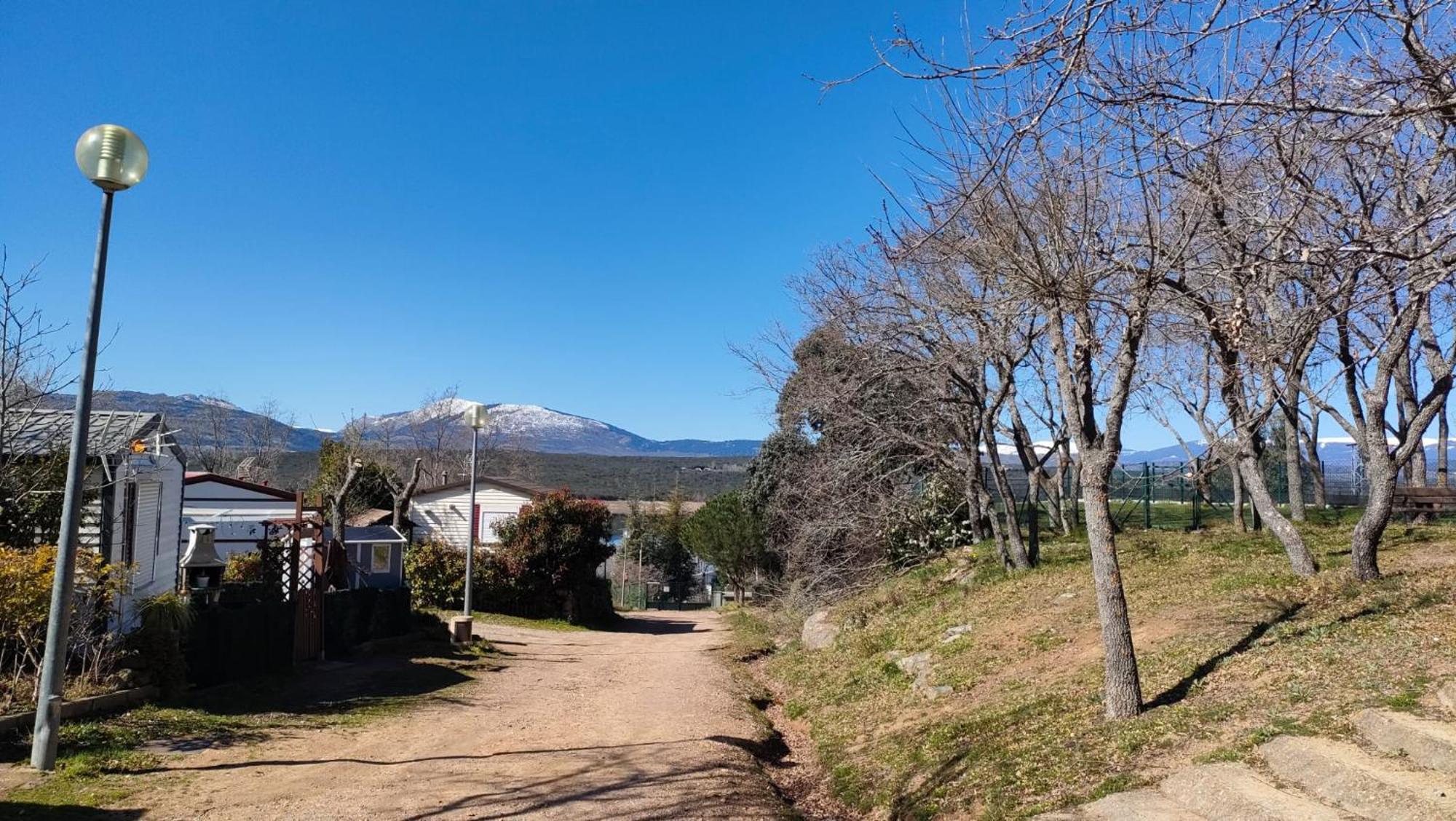 Camping De Cervera De Buitrago Esterno foto