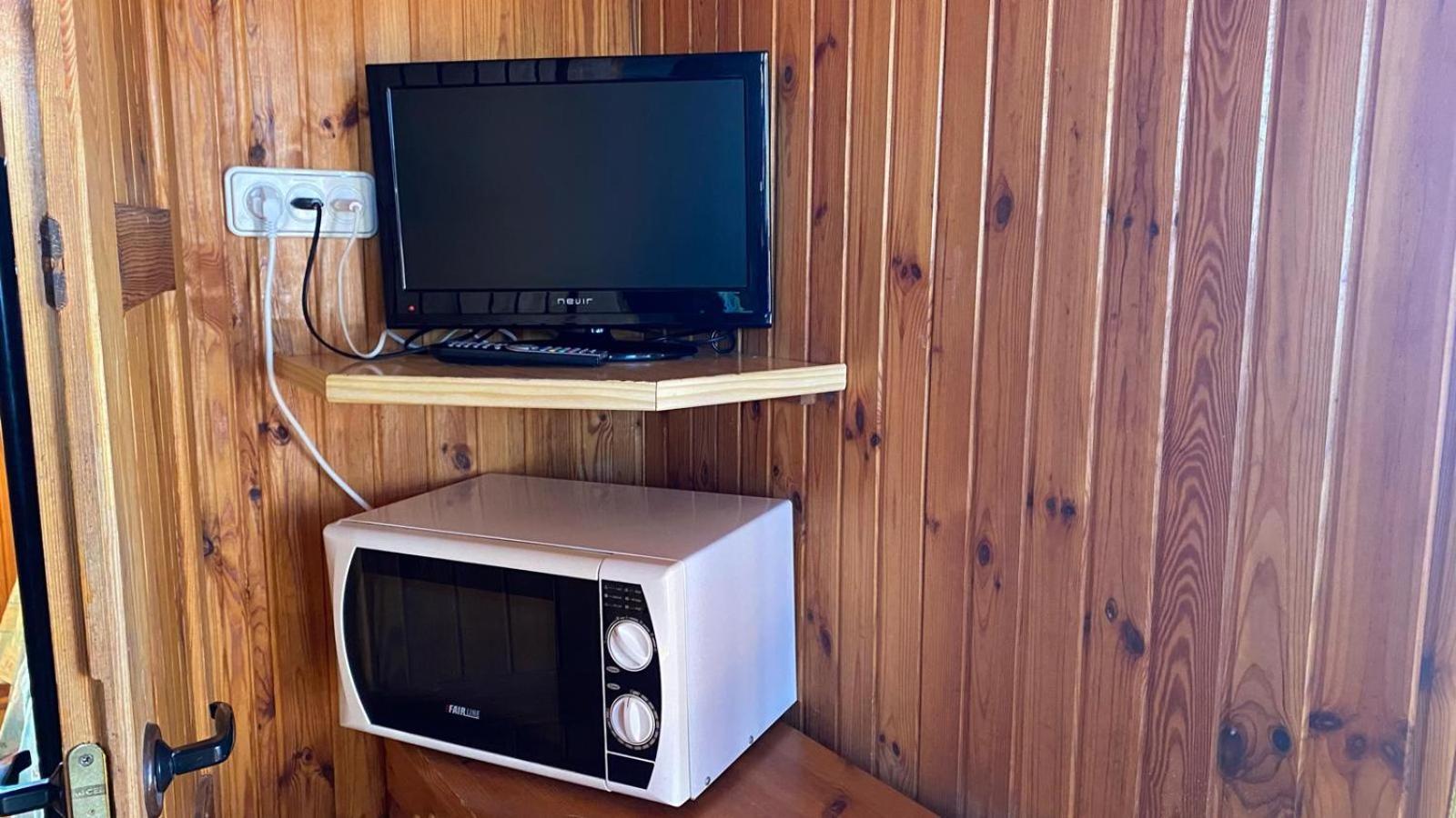 Camping De Cervera De Buitrago Esterno foto